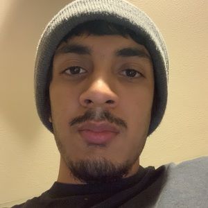 Meet your Posher, Esteban